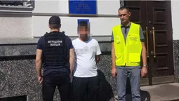 На Волині виявили азербайджанця з підробленою посвідкою на місце проживання (фото)