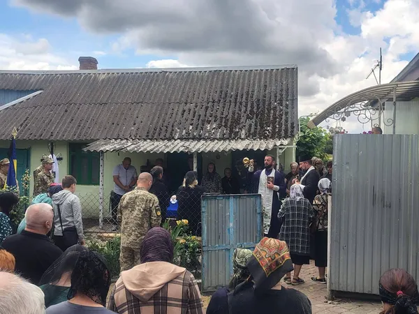 На Волині провели в останню путь полеглого воїна Олександра Ракоєдова (фото)
