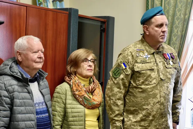 Нагороди від Президента та Головнокомандувача: у Луцьку відзначили захисників (фото)