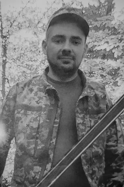 У Луцьку попрощалися із загиблим на Донеччині снайпером Віталієм Ващуком (фото)