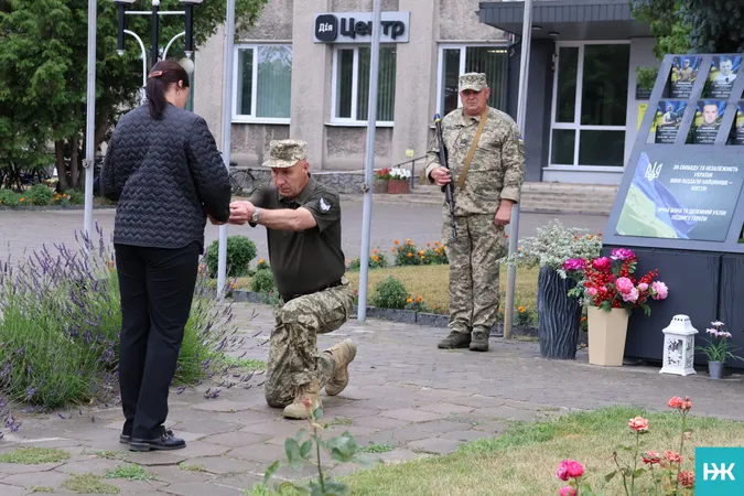 На Волині рідним полеглих Героїв вручили їхні посмертні ордени «За мужність» (фото)