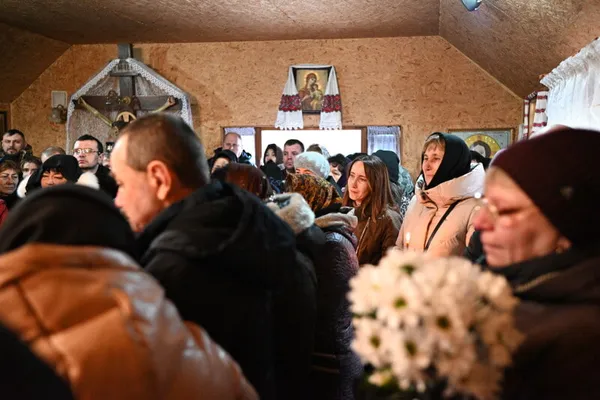 У селі біля Луцька попрощались із полеглим захисником Олександром Гавришем (фото)