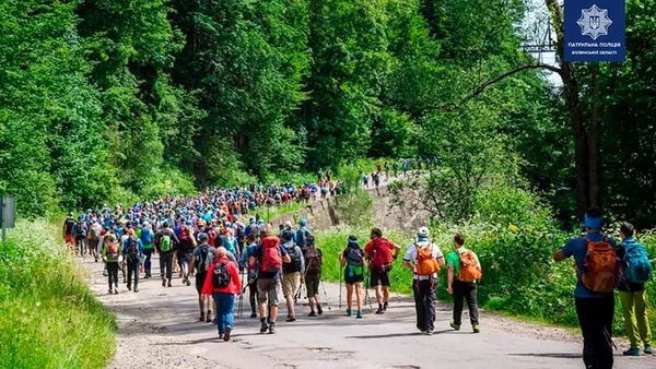 Волинські патрульні вибороли «срібло» у перегонах у Карпатах (фото)