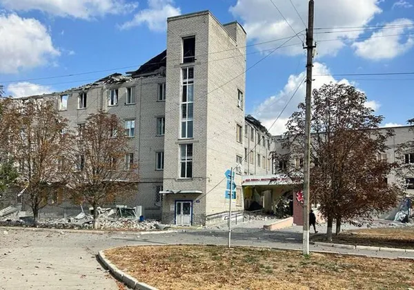 У Бериславі на Херсонщині – пряме влучання в лікарню (фото)