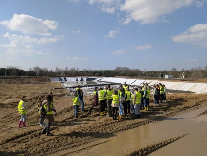 Для лучан влаштували «сміттєву» екскурсію на полігон в Брище (фото)