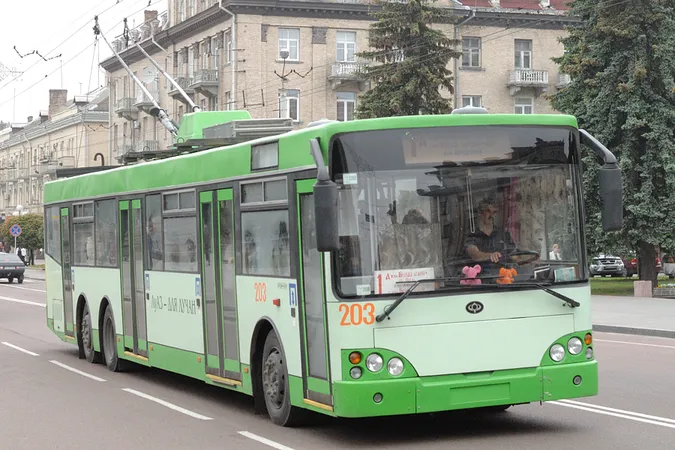 Перекриття проспекту Волі в Луцьку: від завтра тролейбуси курсуватимуть по-новому