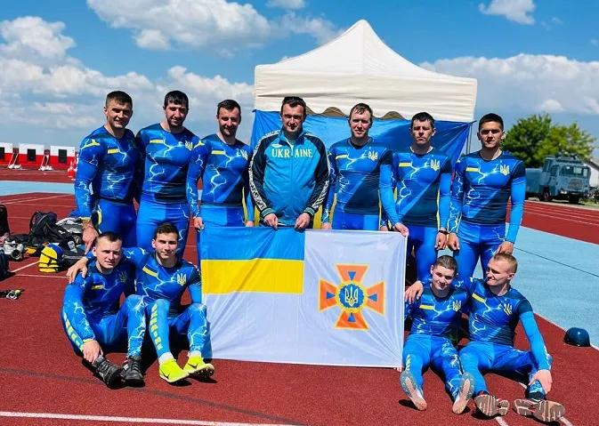 Волинський рятувальник Олександр Андрійчук взяв «золото» у підйомі по штурмовій драбині (фото)
