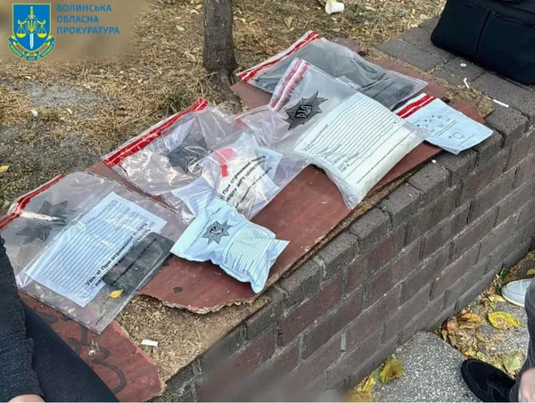 На Волині судитимуть «бариг», у яких на вулиці знайшли майже чотири кілограми наркотиків (фото)