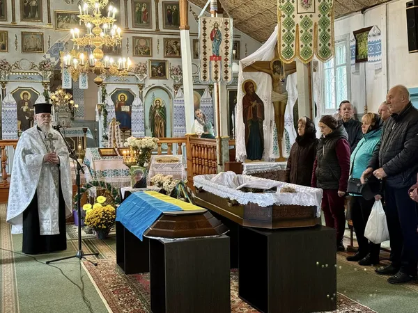 У Нововолинську провели в останню путь захисника Василя Миронюка (фото)