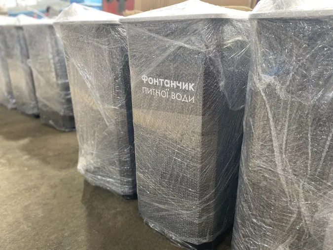 У луцьких школах починають встановлювати питні фонтанчики