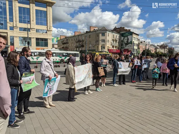 У Луцьку – Всеукраїнський марш за тварин (фото)