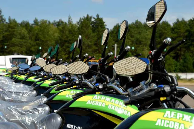 Для лісової охорони Волині придбали нові мотоцикли (фото, відео)