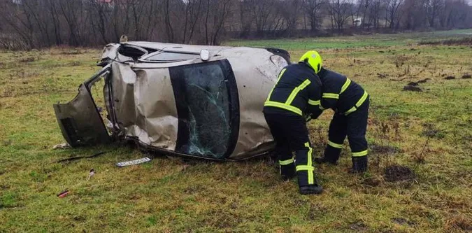 У Луцькому районі сталася смертельна ДТП (фото, відео)