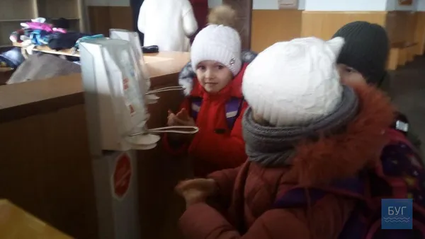 У школах і лікарнях Володимира-Волинського встановили антисептики