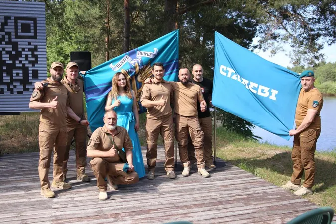 Сергій «Волина» Волинський продовжує допомагати морпіхам навіть у полоні (фото)