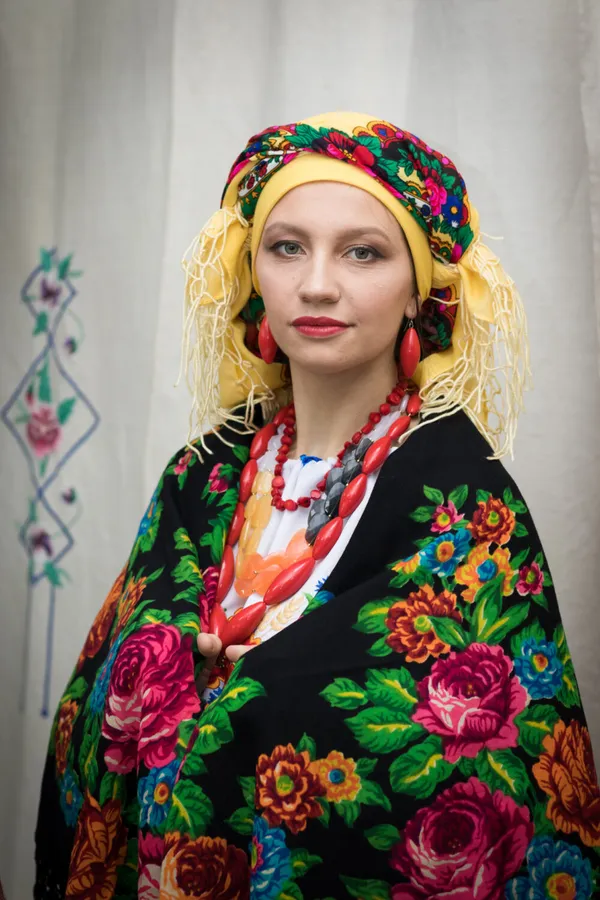 Флешмоб із хусткою: мешканки Боратинської громади поділилися світлинами (фото)