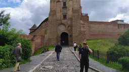 У замку Любарта готуються до приїзду Зеленського (ФОТО)