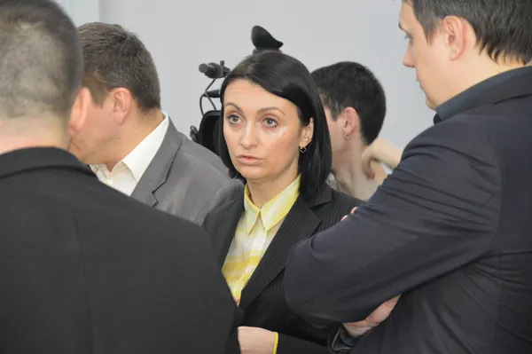Юлія Вусенко спілкується зі «свободівцями»