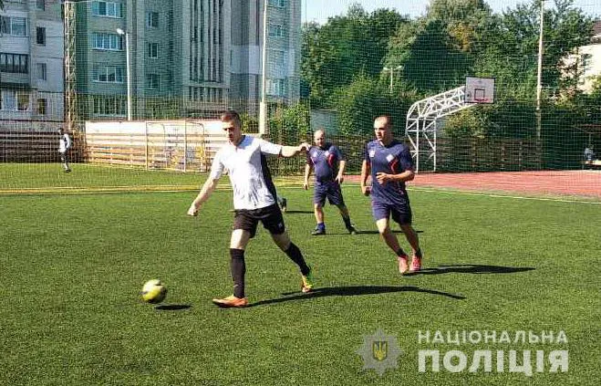 Волинські поліцейські виграли чемпіонат з мініфутболу серед правоохоронців (фото)