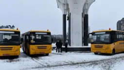 Ще три громади Волині отримали шкільні автобуси: які саме (фото)