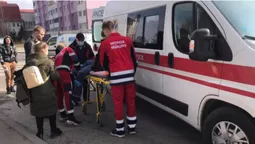У Луцьку легковик збив двох дітей на переході (фото)