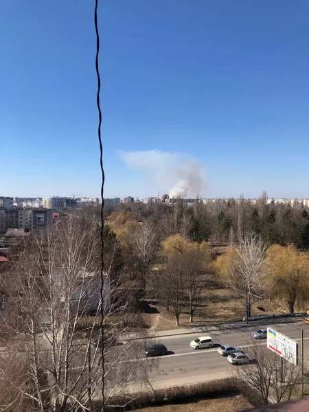Над Луцьком помітили густий дим: що горить (фото, відео)