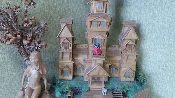 «Волинський Фаберже» різьбить візерунки по яєчній шкарлупі (фото)