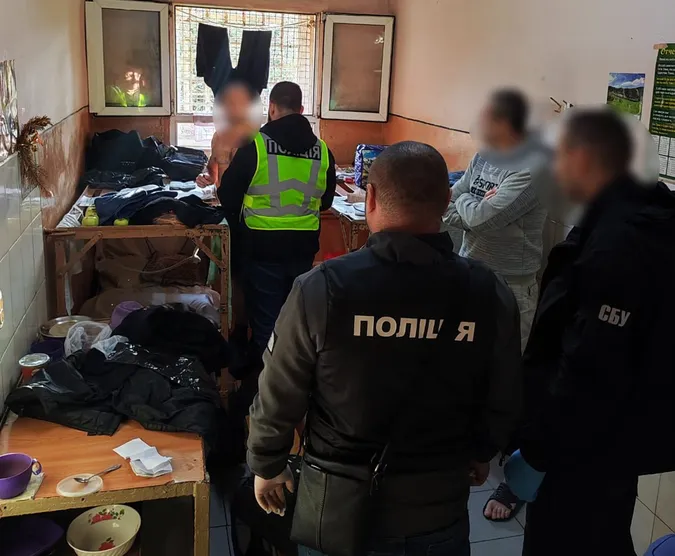 Засуджений з Маневицької колонії керував наркотрафіком на Буковині (фото)