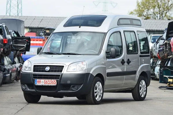 ТОП-7 автомобілів, які не варто купувати навіть за кордоном 