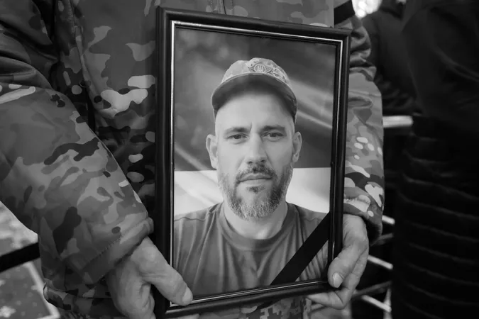 У Луцьку попрощались із ​​​​​​​Героями Вадимом Целюхом та Михайлом Гусаком (фото)