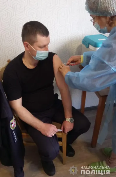 На Волині розпочала роботу мобільна бригада з вакцинації правоохоронців