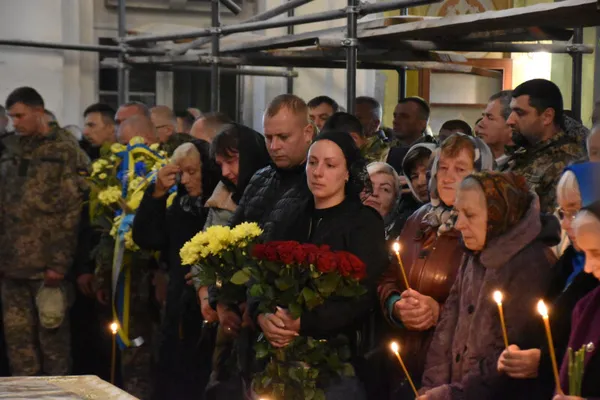 У Луцьку попрощалися з Героями Олексієм Мельничуком та Віталієм Котельніковим (фото, відео)