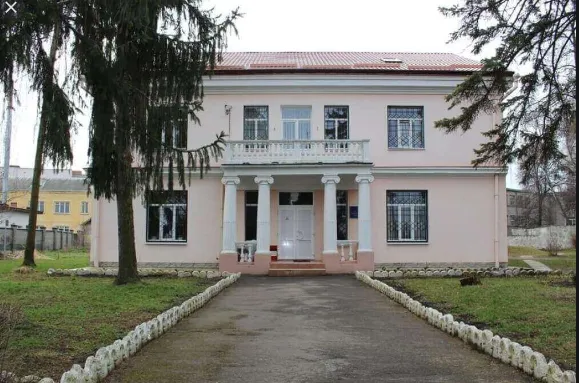Як у Луцьку обиратимуть керівників освітніх закладів: затвердили положення