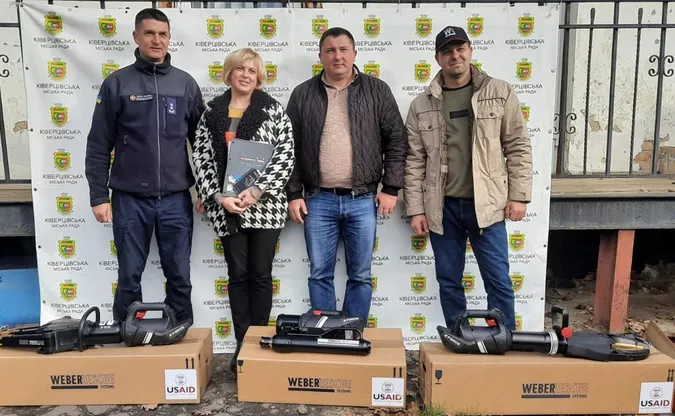 У Луцькому районі добровольці-рятувальники отримали спецобладнання (фото)