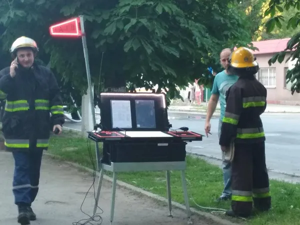 У Луцьку горить житловий будинок (фото, відео, оновлюється)