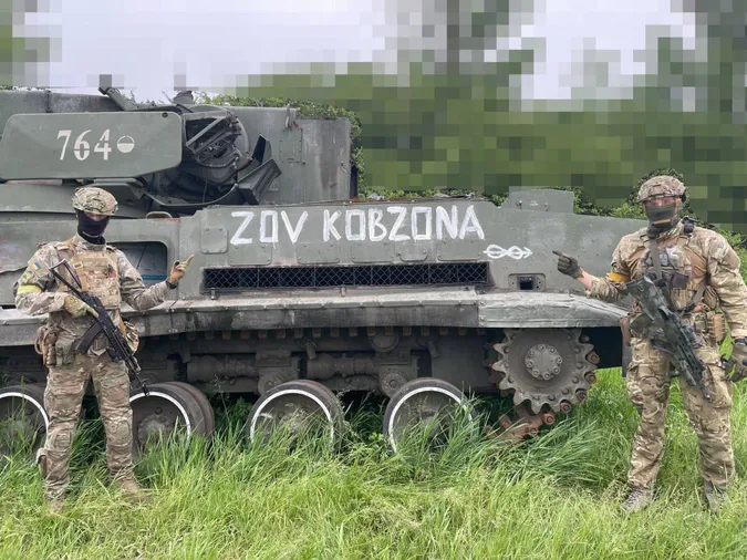 Близько 30 350 рашистів, 1349 танків, 174 гелікоптери: втрати ворога на 30 травня