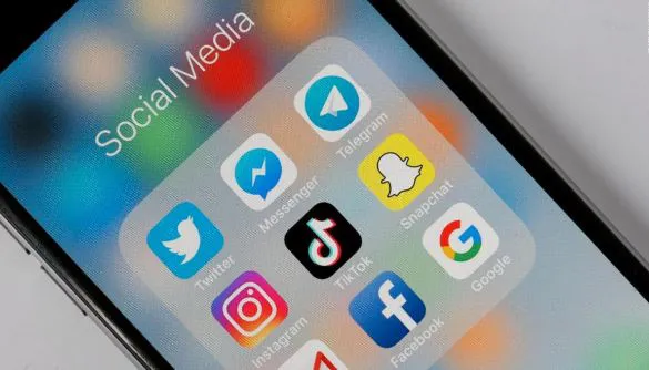 Від «однокласників» до TikTok: якими соцмережами користувалися українці протягом 5 років