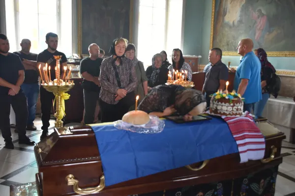 💔Луцька громада попрощалася з воїном Петром Назарчуком (фото)