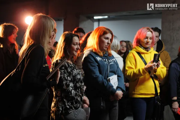 «Я спитав, чи працюють у вас театри»: про що говорив Сергій Жадан у Луцьку (фото)
