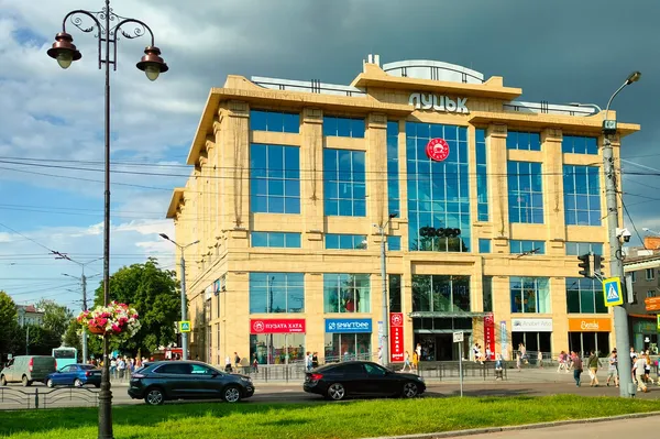Урбаніст розповів про «недолугість» луцького ЦУМу