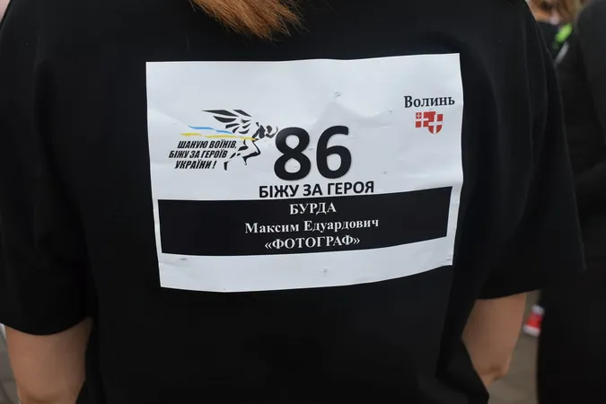 Понад 400 людей долучилися до патріотичного забігу в Луцьку (фото)