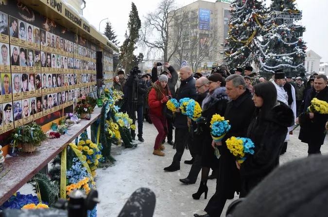 У Луцьку відслужили панахиду за загиблими героями