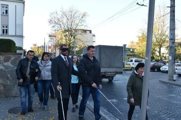 Представники Луцькради провели день в темряві (фото) 