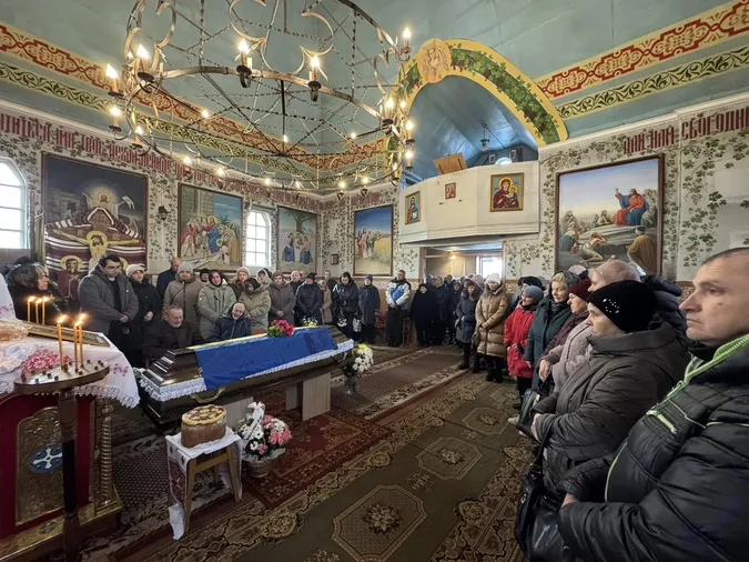 На Волині попрощалися із загиблим воїном Романом Фрасинюком (фото)