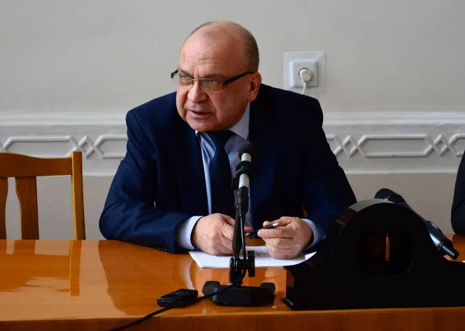 Три роки на посаді: як працює Володимир Гунчик