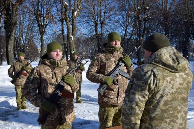 У Луцьку військовослужбовці Волинського прикордонного загону склали військову присягу (фото)