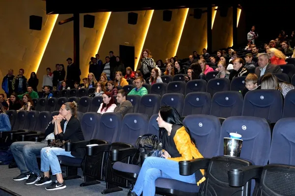 У «Промені» відбувся допрем'єрний показ українського фільму «Припутні» (фото)