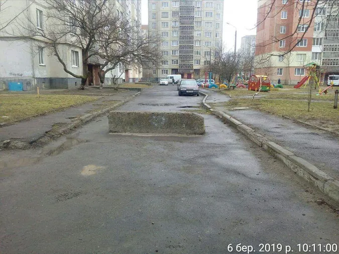 У Луцьку «знесуть» незаконні гаражі та обмежувачі руху (фото)
