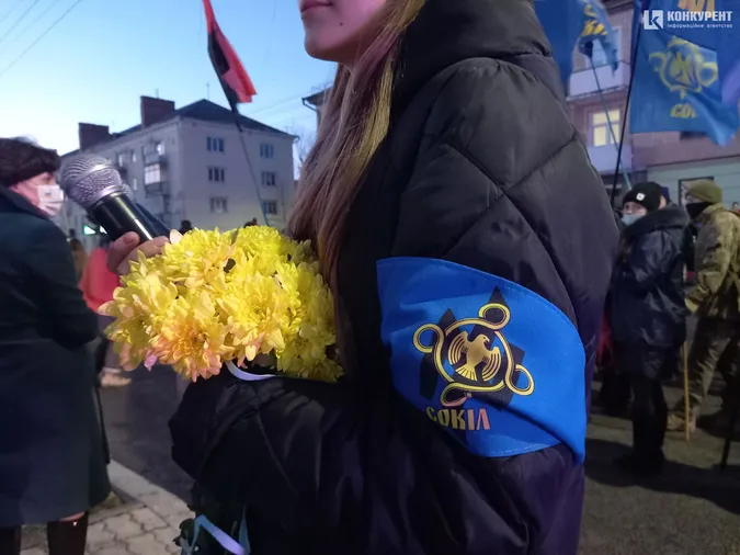 З волинкою та барабанами: у Луцьку пройшов «Марш правих традицій» (фото, відео)
