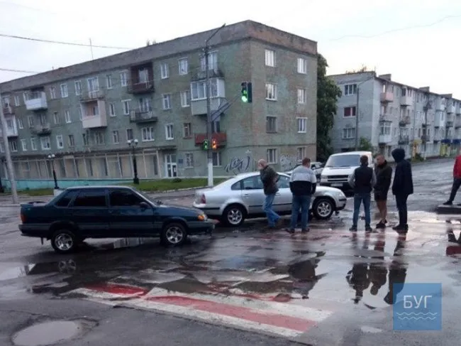 У Нововолинську – ДТП на світлофорі (фото)